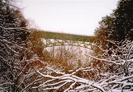 [Cut River Bridge]
